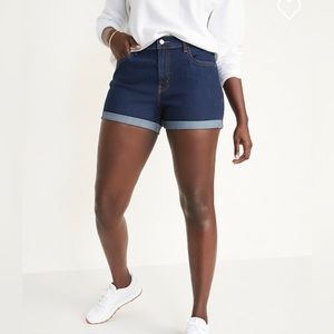 Old Navy Wow Jean Shorts - mid rise, women’s size 4